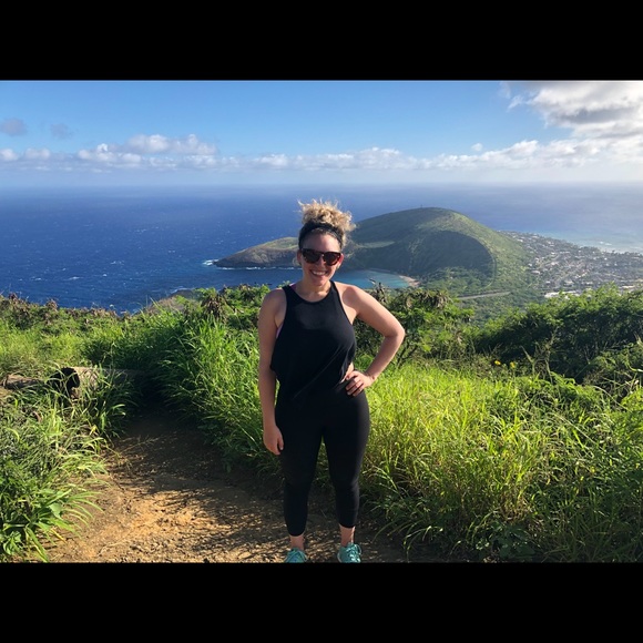 Meet your Posher, Hayley - Picture 3 of 3